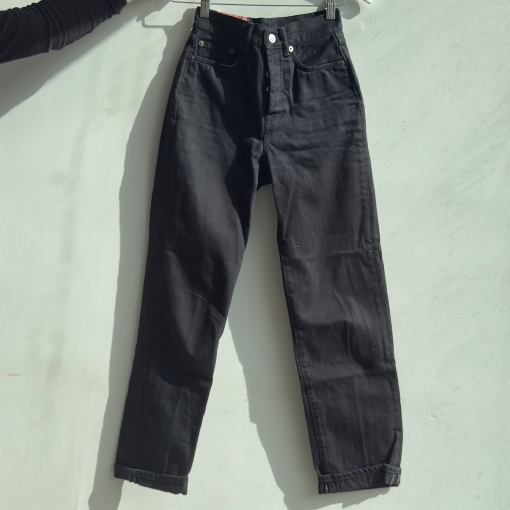Black High-Waisted Jeans